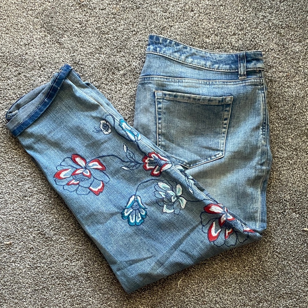 Style & Co. Blue Jeans with Floral Embroidery